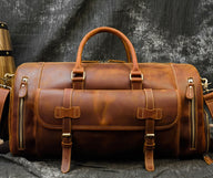 Crazy Horse leather travel bag in Red Brown, front view