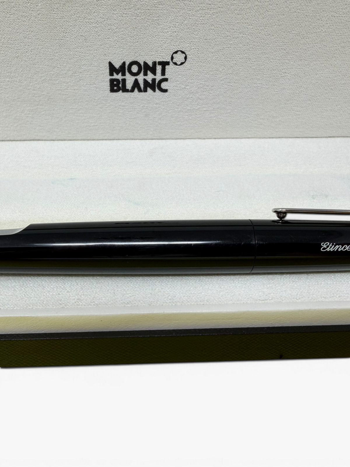 Montblanc M by Marc Newson Fountain Pen – 14ct Gold Medium Nib, Boxed with Ink