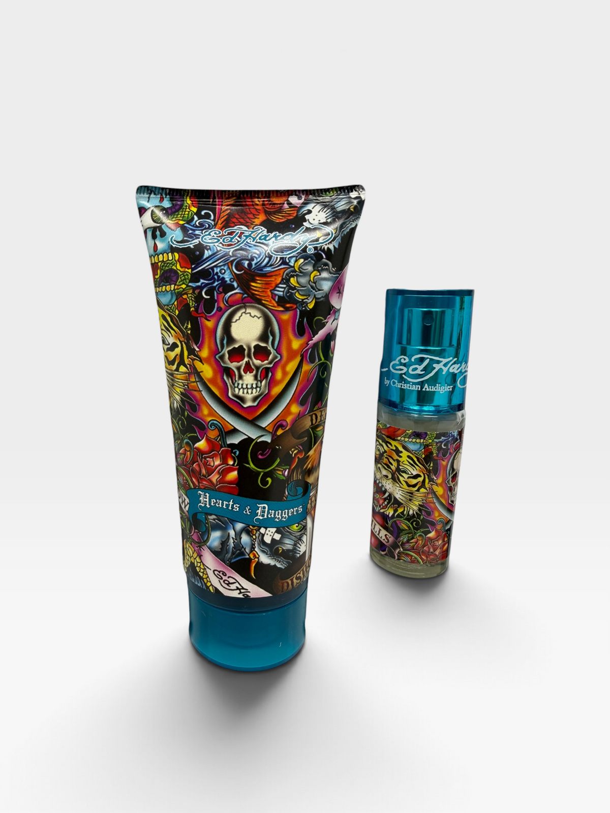 Ed Hardy Hearts & Daggers Men’s Gift Set – 100ml EDT + 4 Extras