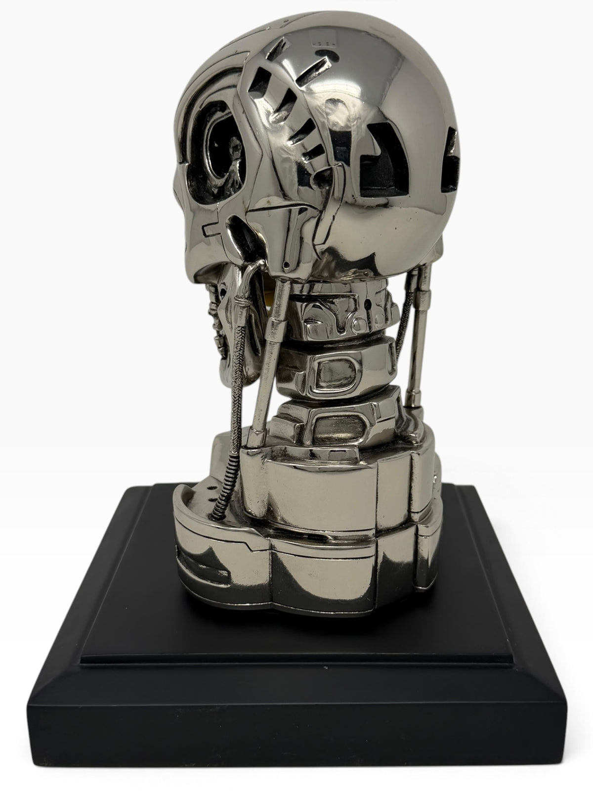 Terminator 2 T-800 Endoskeleton Bust 1:2 Scale – Limited Edition