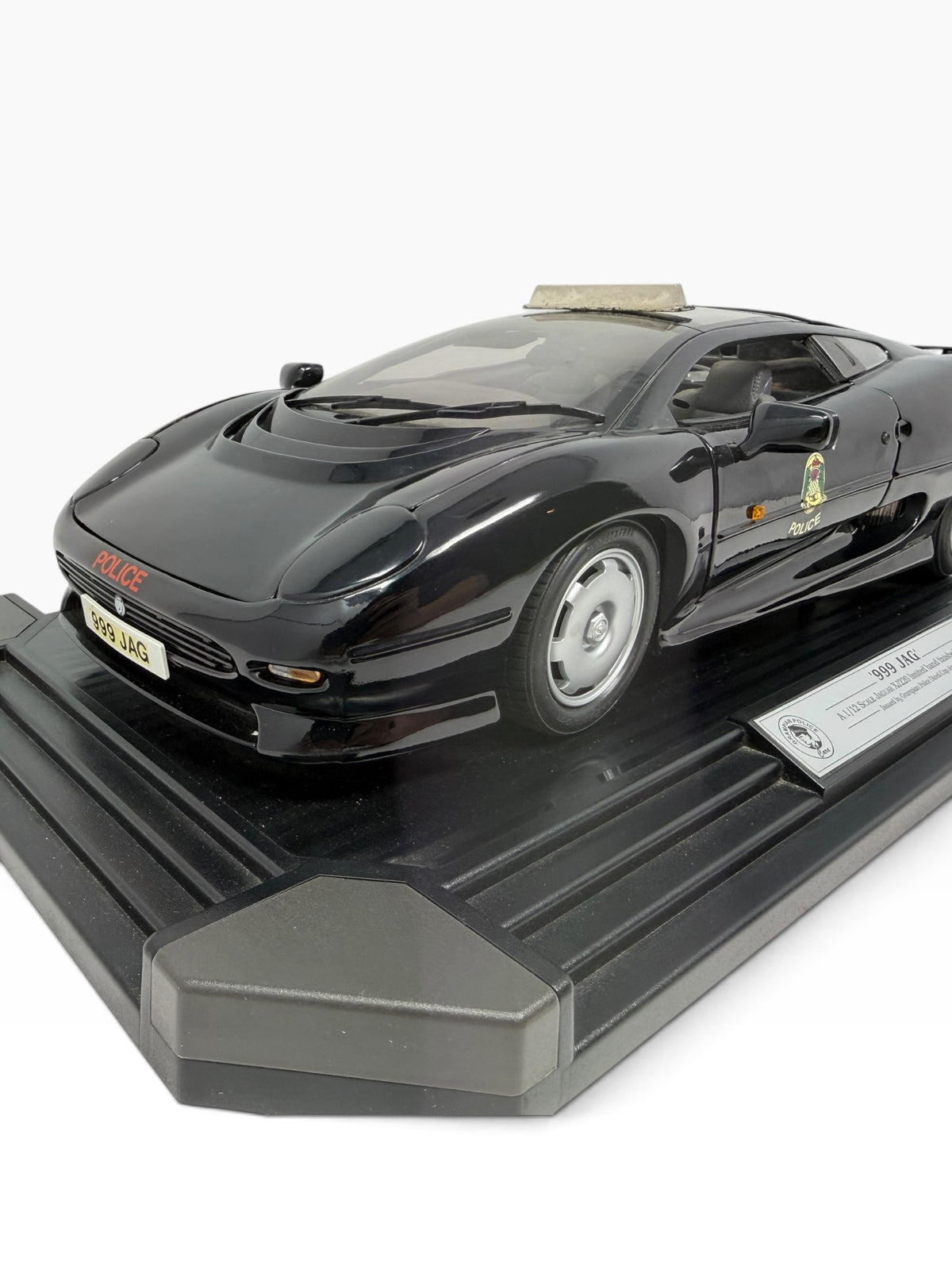 Maisto Jaguar XJ220 1:12 Grampian Police “999 JAG” Limited Edition Boxed