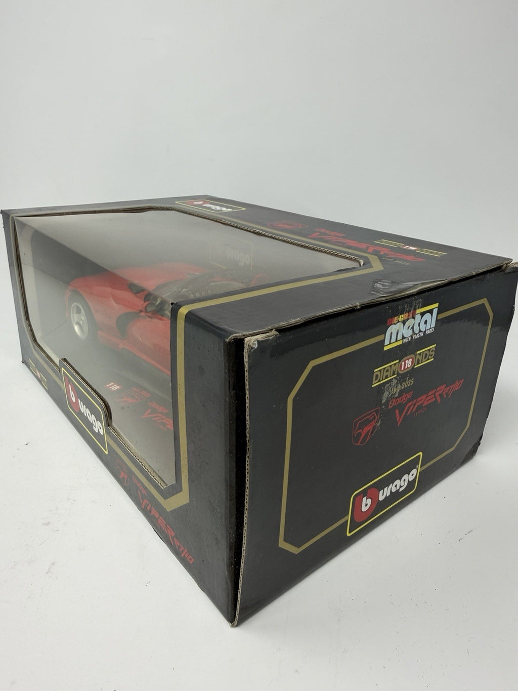 Bburago Diamonds 1:18 red Dodge Viper RT/10 1992 box corner view