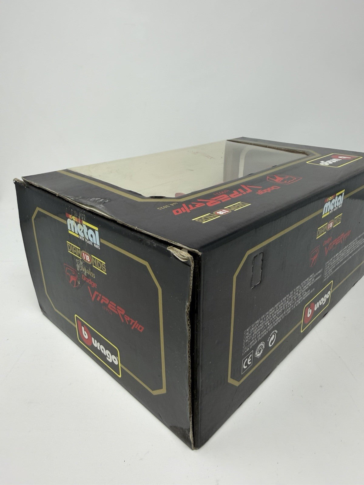 Bburago Diamonds 1:18 red Dodge Viper RT/10 1992 box from the opposite corner showing shelf wear