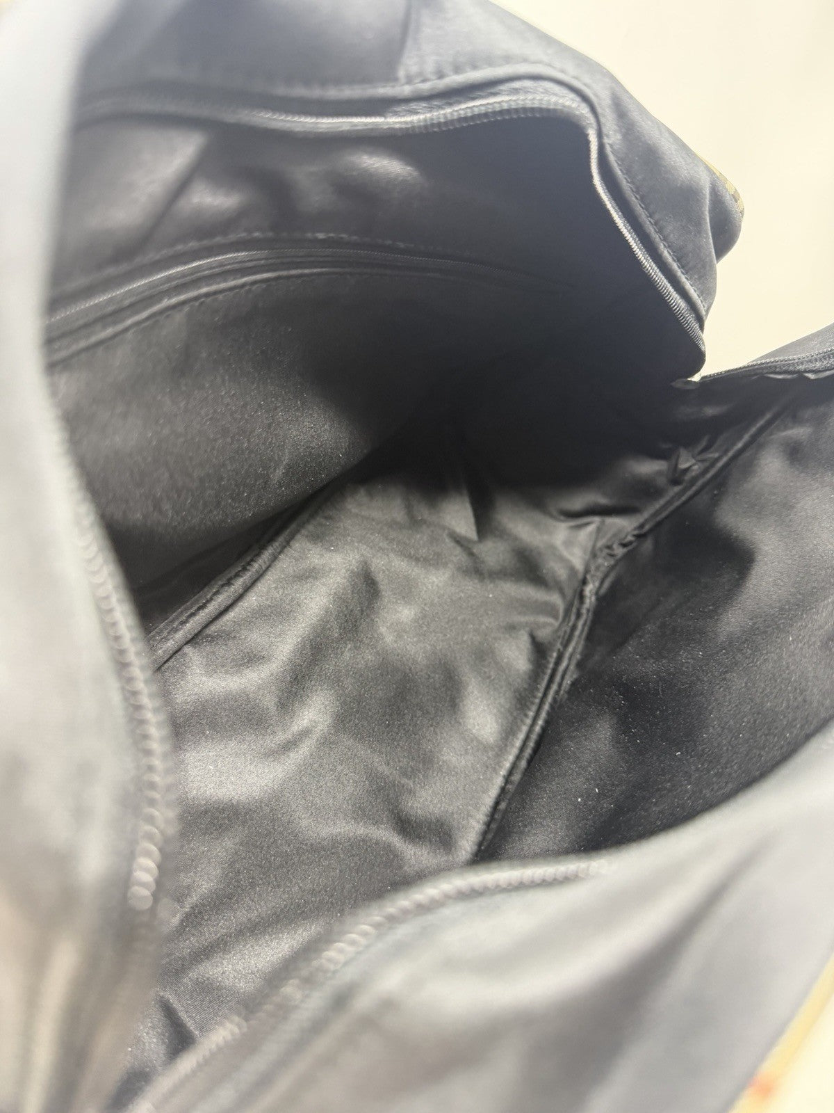 Burberry black holdall weekend bag with check trim – photo 14 of 16