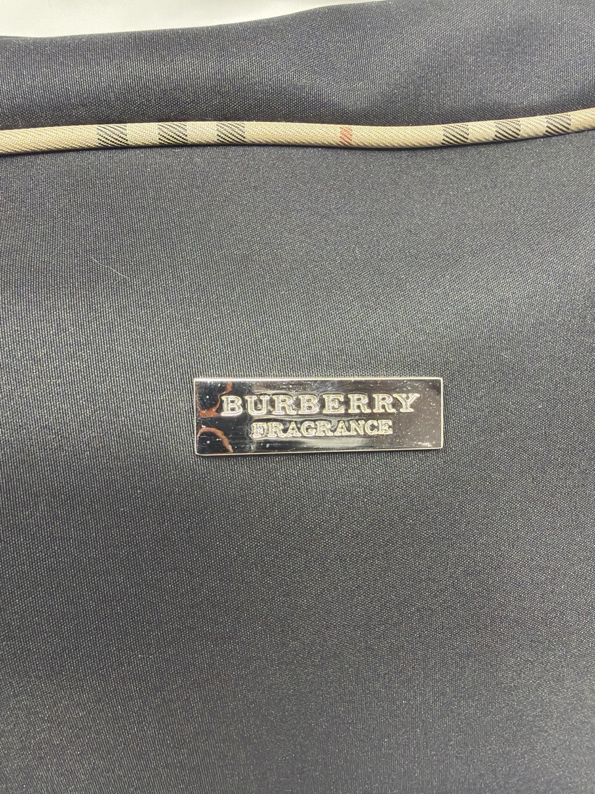 Burberry black holdall weekend bag with check trim – photo 6 of 16