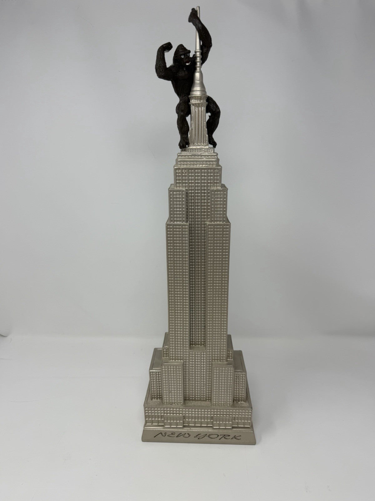 Colbar Art Empire State Building statue with King Kong, full height view