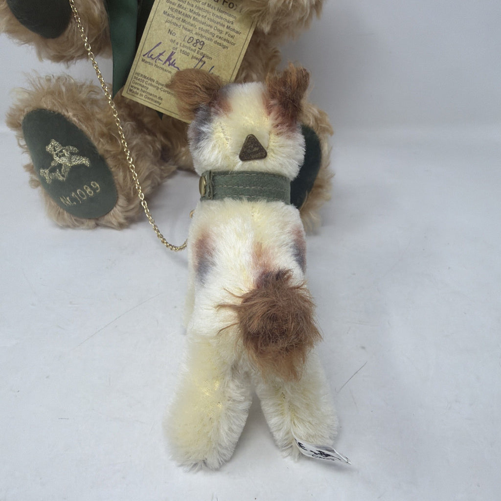 Hermann Coburg Max and Foxl mohair bear and dog, Foxl rear view showing his tail