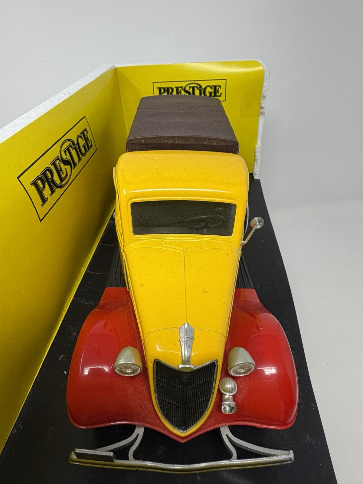 Solido Prestige 1936 Ford V8 Pick Up Pneus Dunlop die-cast model – photo 4 of 14