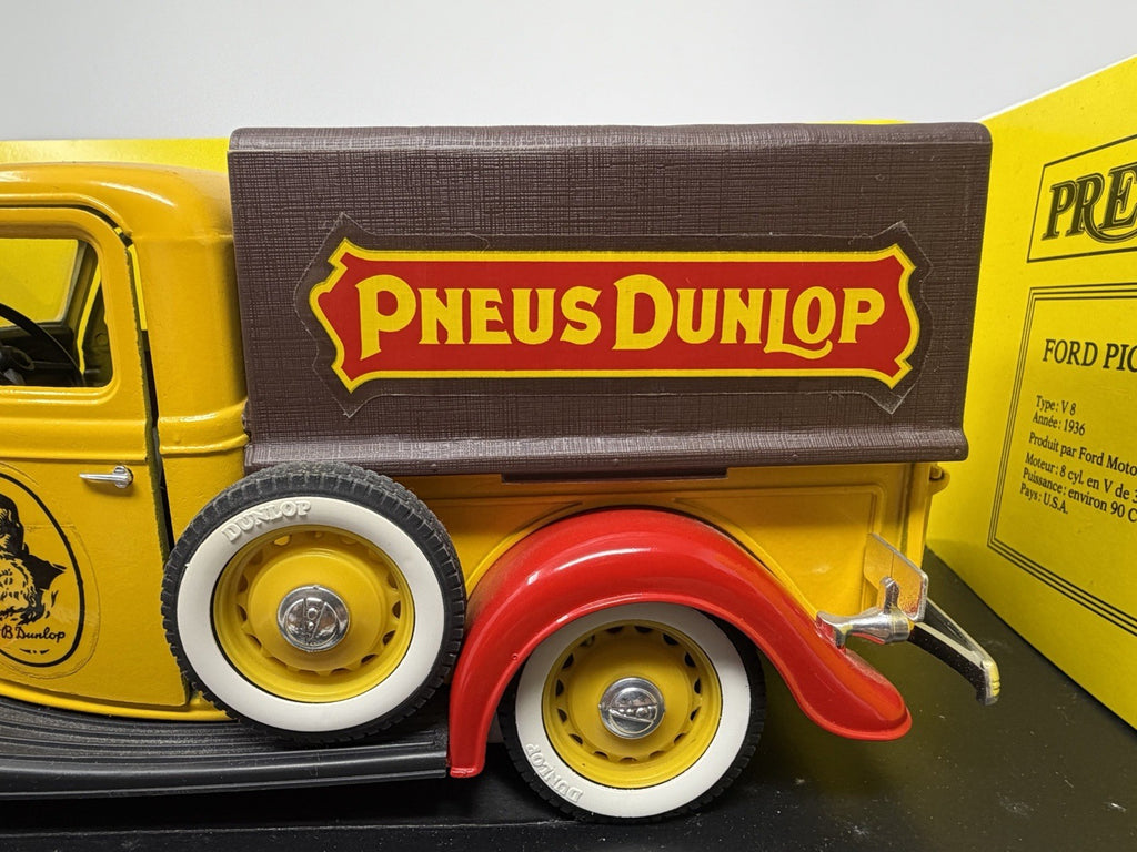 Solido Prestige 1936 Ford V8 Pick Up Pneus Dunlop die-cast model – photo 7 of 14