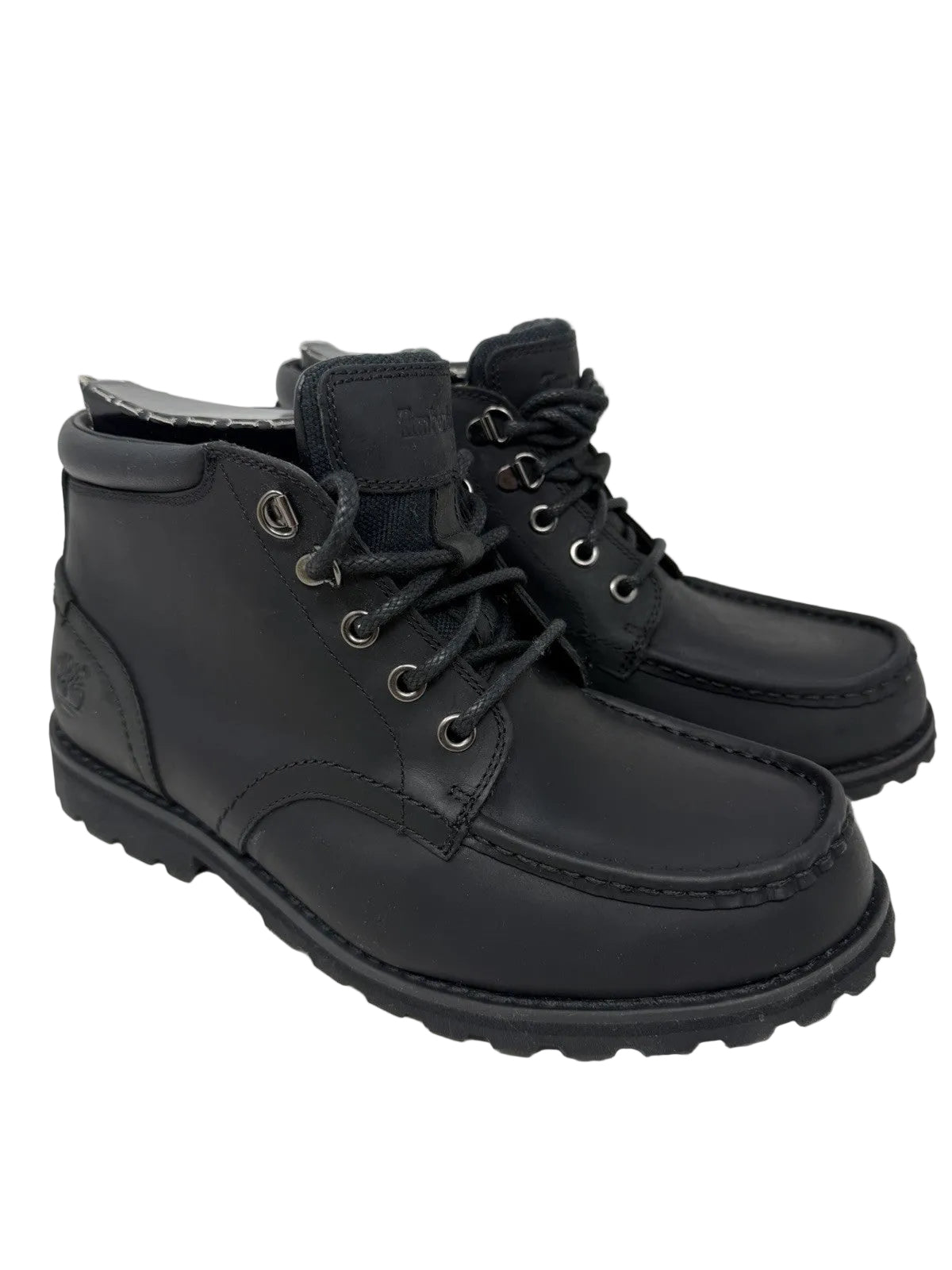 Timberland Earthkeepers men's black leather chukka boots, UK size 8.5, EU 43, new with damaged box, visible leather and sole details.