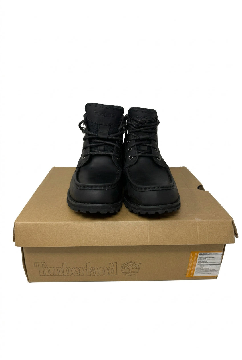 Timberland Earthkeepers black leather chukka boots for men, UK 8.5, EU 43, with scuffed box, showcasing rugged footwear design.