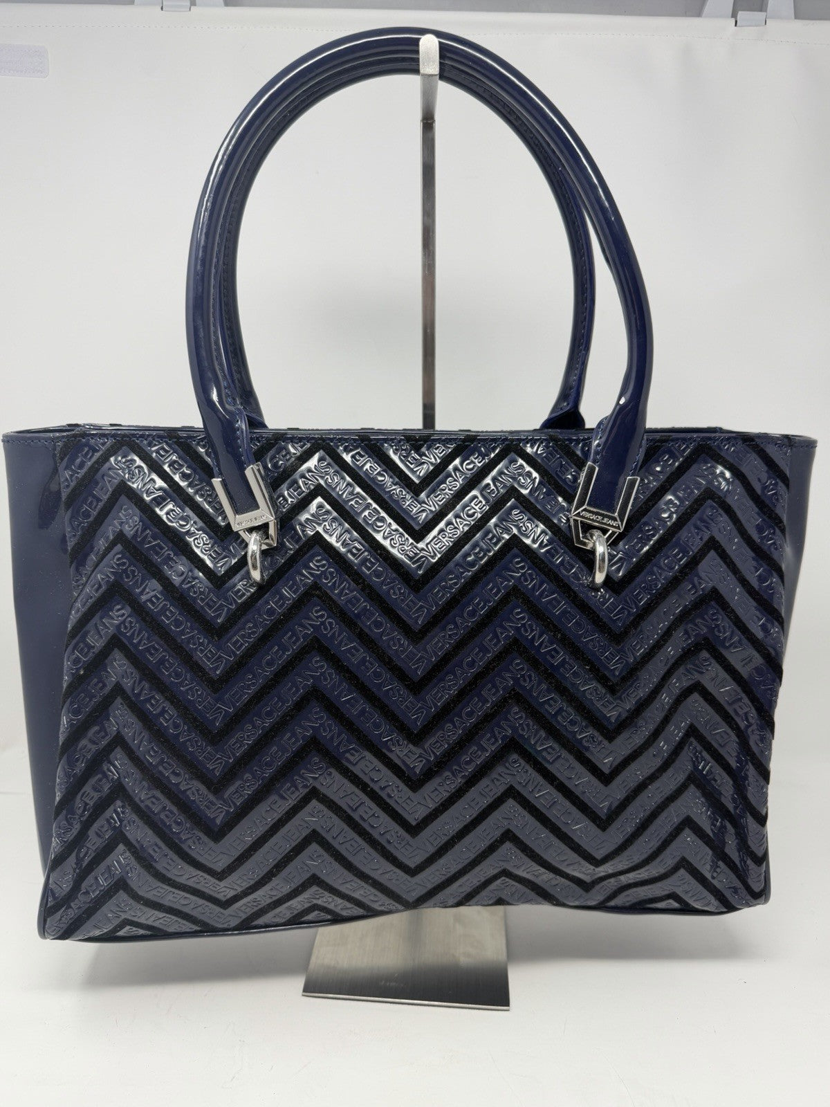 Versace Jeans navy patent chevron embossed tote bag – photo 5 of 9