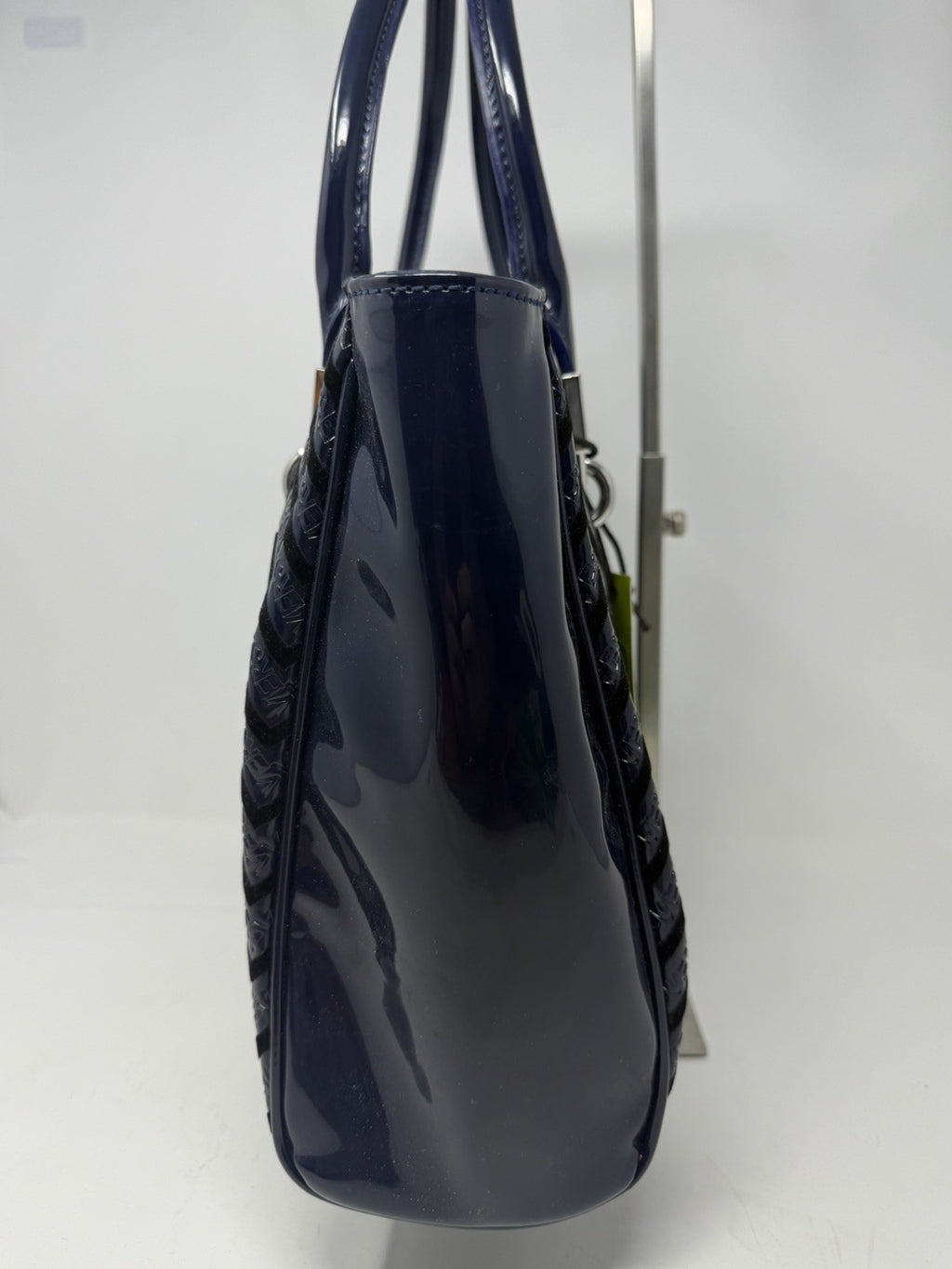 Versace Jeans navy patent chevron embossed tote bag – photo 7 of 9