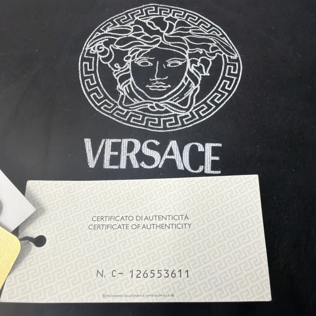 Versace Y2K white and tan leather shoulder bag with Medusa zip charm – photo 13 of 24