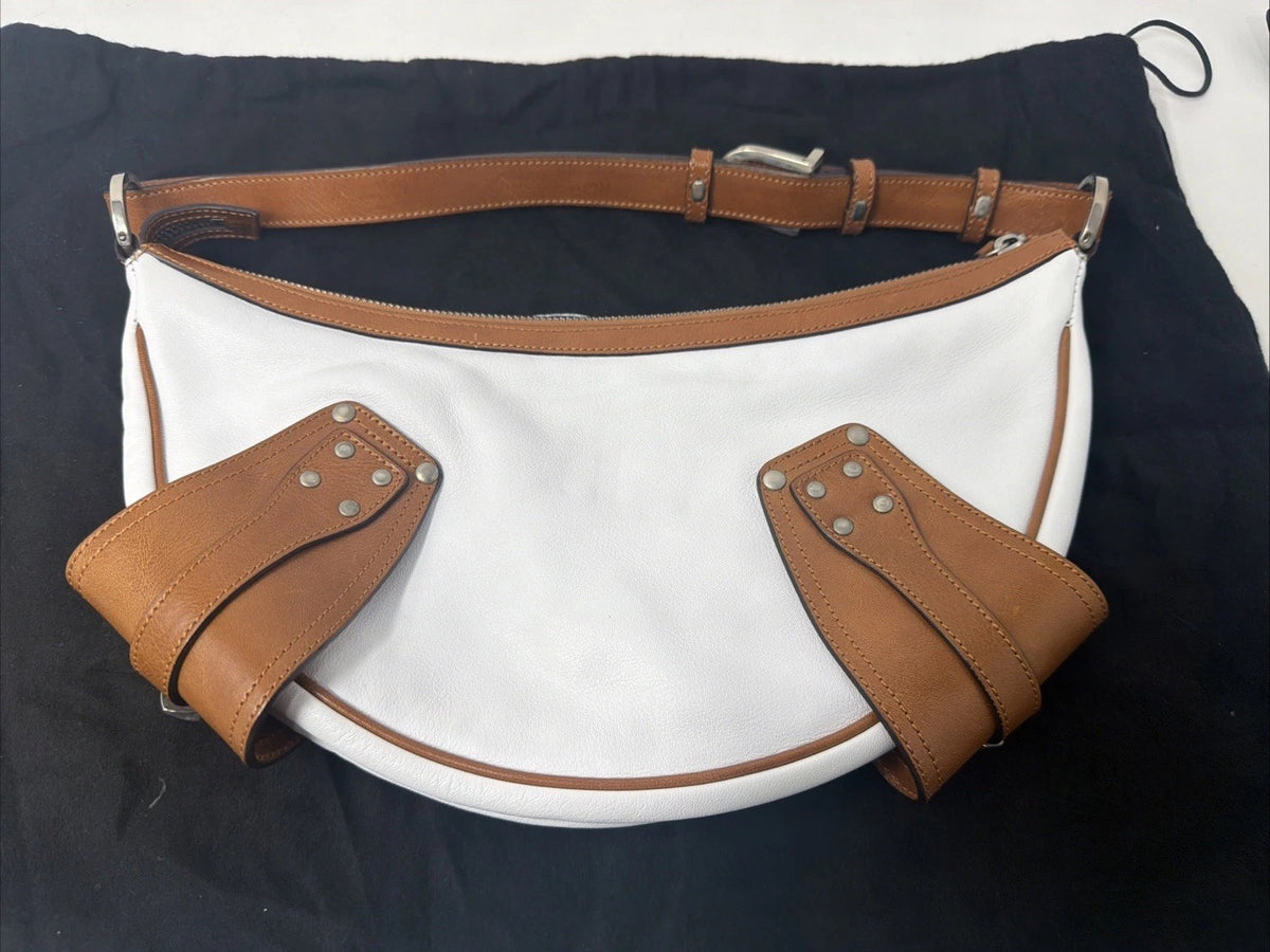 Versace Y2K white and tan leather shoulder bag with Medusa zip charm – photo 23 of 24